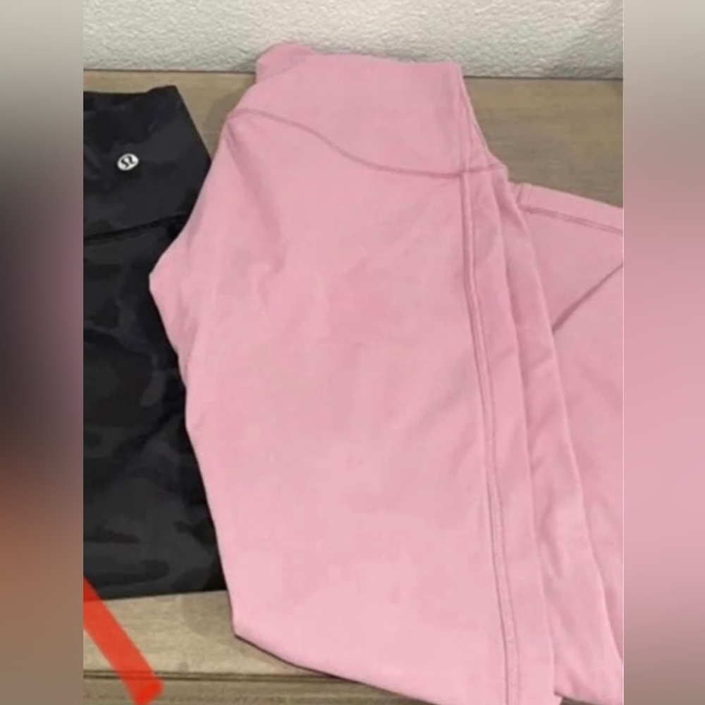 Lululemon pink wunder under leggings